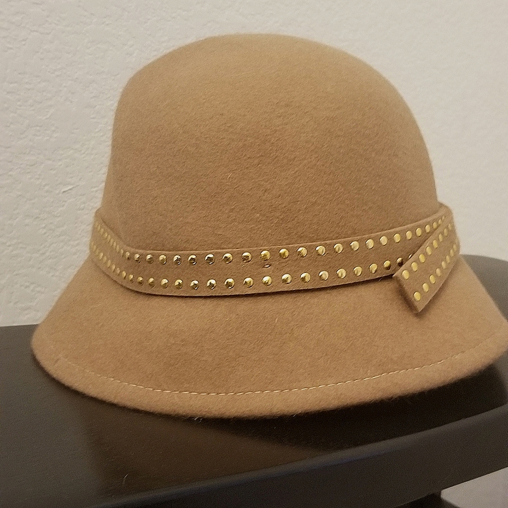 Wool Hat - Picture 2 of 2